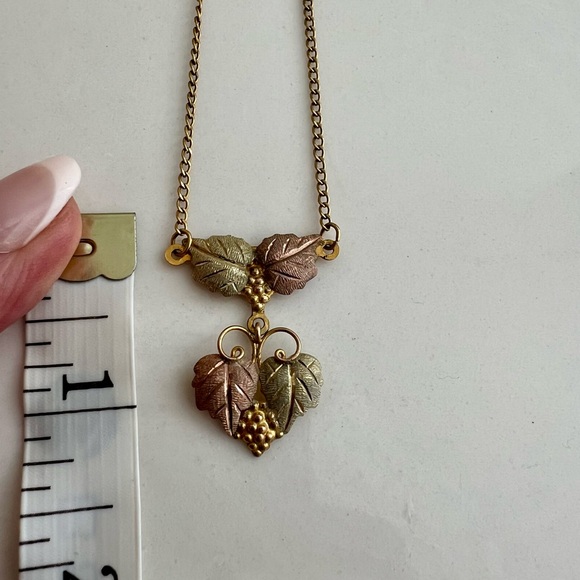 Vintage Black Hills Gold Necklace 10k gold with stamp - Picture 4 of 5